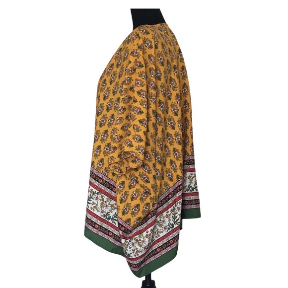 Melissa Paige Oversized Floral Poncho Blouse Small - Picture 4 of 6